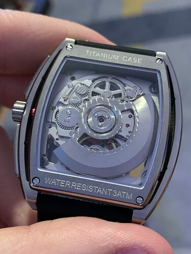 z-series-caseback-movement-1536x2048