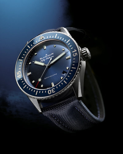 Blancpain_FF_Bathyscaphe_AbyssBlue_angle_1000