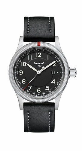 One_schwarzes-ZB_schwarzes-Band-ohne-Nieten