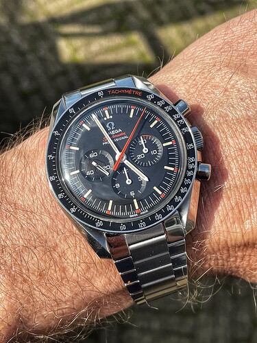 Omega Speedmaster Ultraman (54)