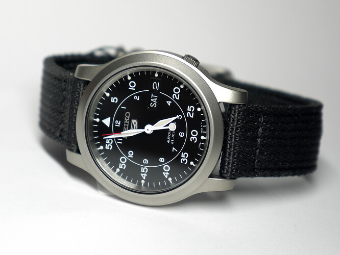 Seiko-5-SNK809