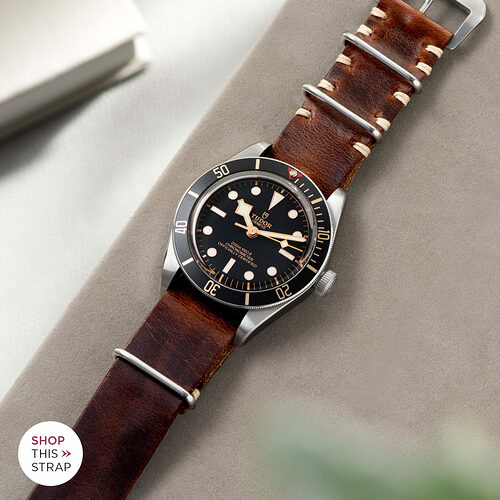Bulang-and-Sons_Strap-Guide_Tudor-Black-Bay-58_Siena-Brown-Nato-Leather-Watch-Strap-1536x1536
