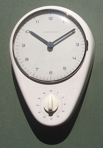 800px-Max_Bill_Junghans