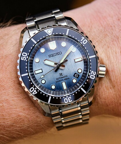 Seiko-Prospex-1968-Diver-Modern-Re-Interpretation-SLA073-1~2