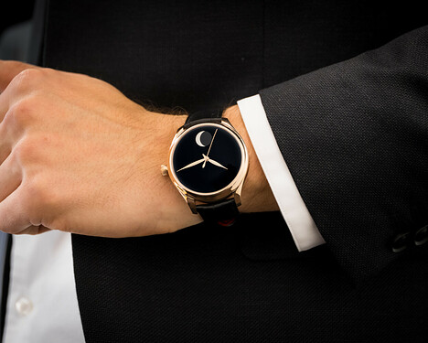 Endeavour-Perpetual-Moon-Concept-Only-Watch_1801-0401_Lifestyle02-e1562315586947