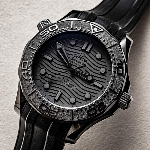 Omega-Seamaster-300M-Phantom-8