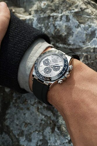 Rolex-Cosmograph-Daytona-116519LN-0027-Mamic-1970-e1601019414510-570x855