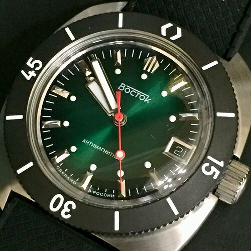 Vostok-Icebreaker-Automatic-Dive-Watch-Amphibia-SE-710B46S