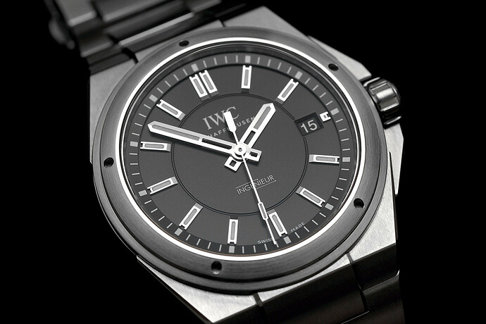 IWC-Ingenieur-Ref-3239-dial-close-2