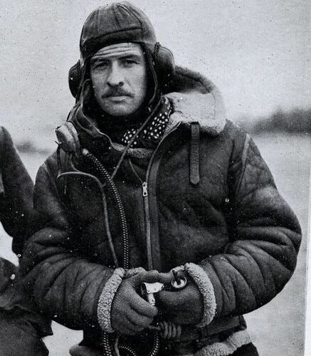 Fighter_Pilot_Leather_worldwartwo.filminspector.com_8
