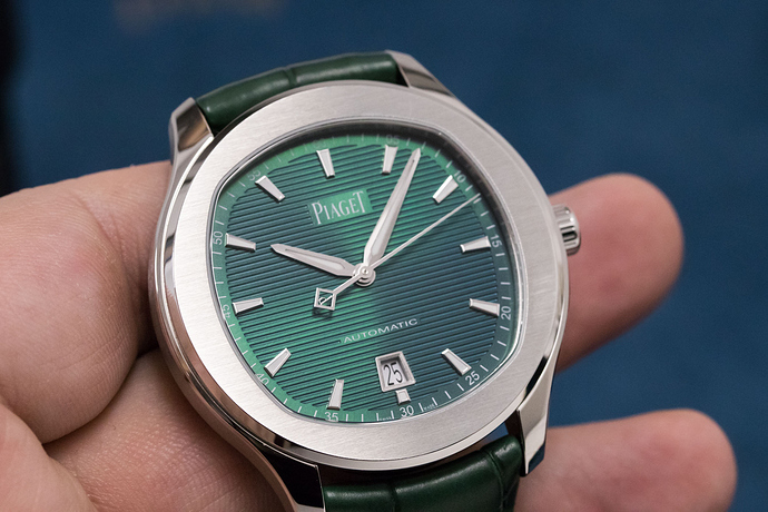 Piaget-Polo-S-Green-Dial-SIHH-2019-review-9