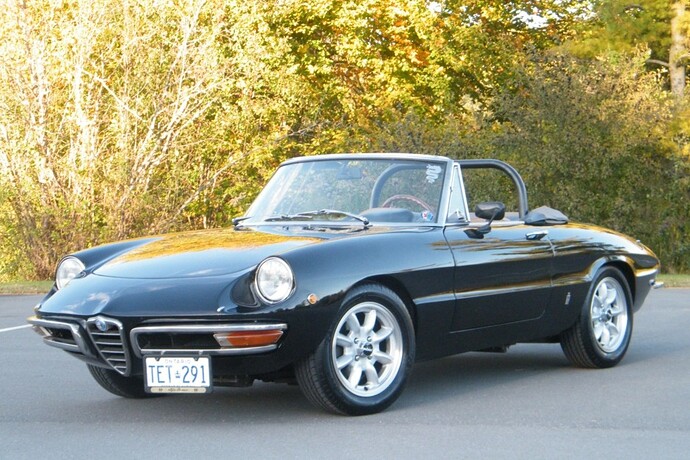 1970_alfa_romeo_spider_1573851805e2a6c81fDSCF4432