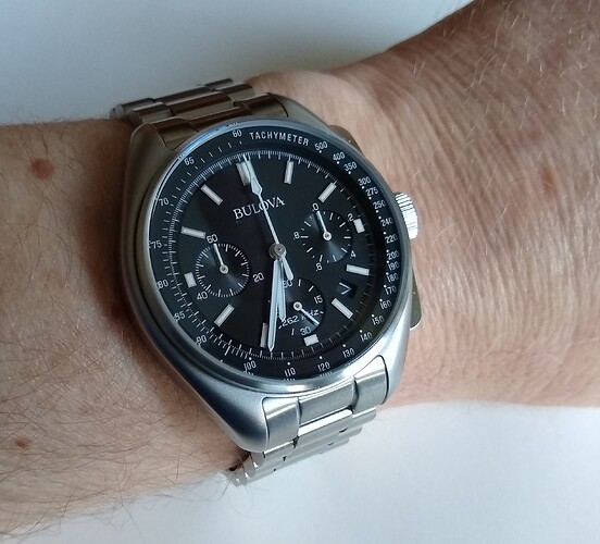 Bulova_Moonwatch_IMG_20190507_183421324_BURST010