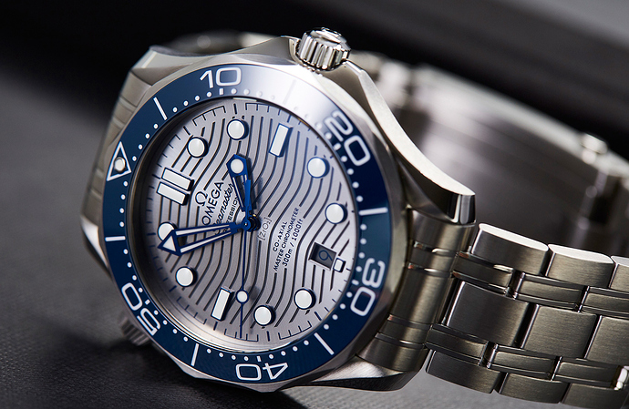 Omega-Seamaster-Professional-2018-14