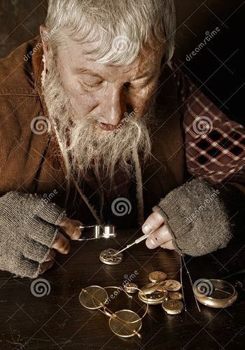 antique-watchmaker-17157902