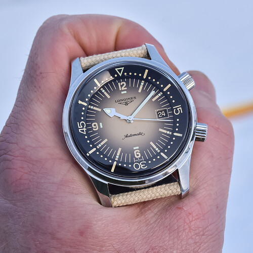 Longines-Legend-Diver-Gradient-Dials-2022-Collection-42mm-sand-beige-L3.774.4.30.2-4