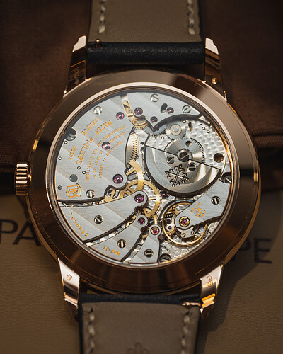 CalatravaTravelTime_PatekPhilippe_5224R_WWG23_001