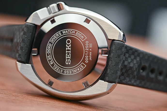 Seiko-1970-Divers-Re-Creation-SLA033-4