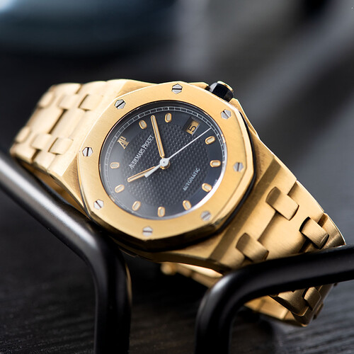 W-1058 Audemars Piguet Royal Oak Offshore Ladieswatch in 18k Gold_014_1x1