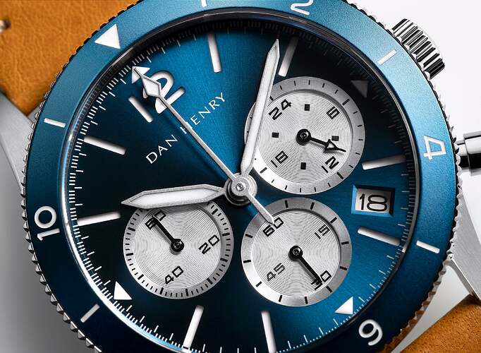 Dan_Henry_1963_Pilot_Chronograph_Blue_40mm_Date_Dial