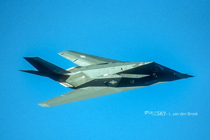 USAF_Amerika_F117A_Stealth_Nighthawk_LvdBroek