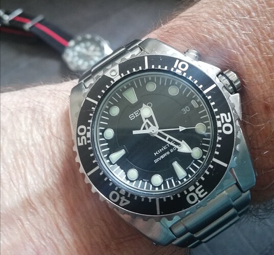 SEIKO 002