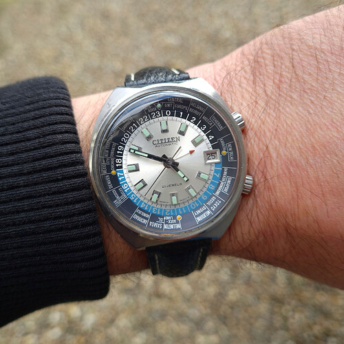 Citizen_WorldTimer_L_B