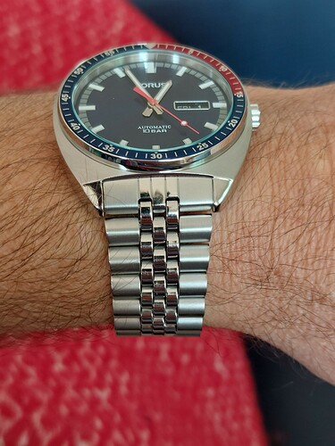 16935657198134649135116511066890