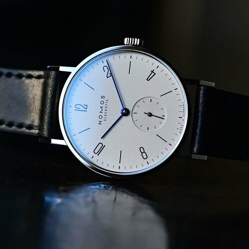 Nomos-Tangente-35mm-hand-wound-Alpha-calibre-reference-139-review-classic-model-212