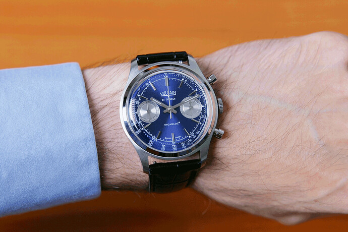 vulcain-chronograph-1970-s-blue