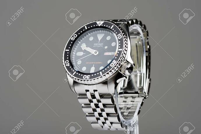 67459248-bangkok-thailand-february-15-2016-the-seiko-diver-s-200m-automatic-skx007-with-7s26-movement-and-jub
