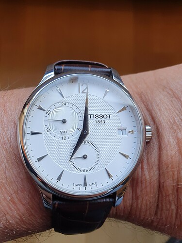 Tissot tradition GMT