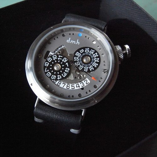 R1039981-768x768