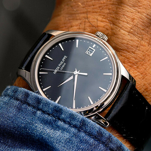 Patek Philippe Calatrava 5227G-010