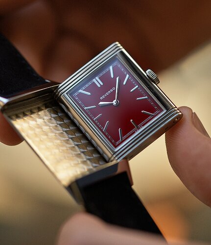 Jaeger_LeCoultre_Rouge_Edition_JLQ278856J_A_Collected_Man_London9_90876e33-0698-41d4-88ce-07e47ff5b19f_2048x2048