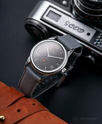 NOMOS-Club-Campus-dark-grey-sailcloth-cordura-strap-Watchbandit-min