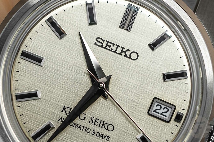 King-Seiko-37-vs-39-1