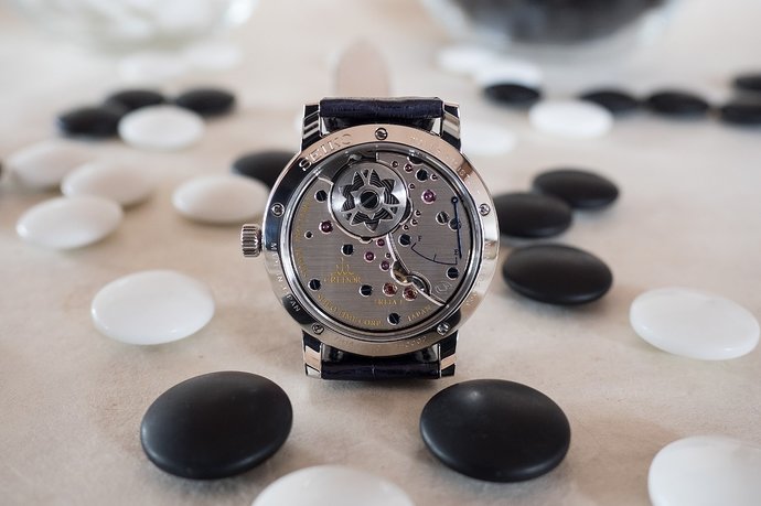 caseback_eichi