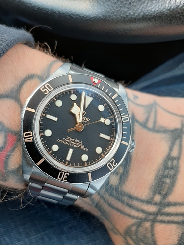 16027521120097898072219319149098