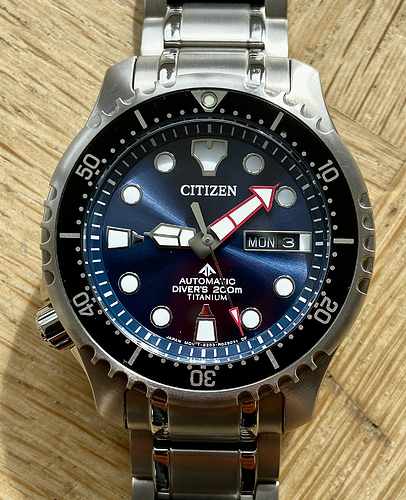 Citizen NY0100-50ME