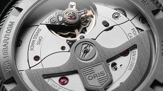 Oris-Pro-Pilot-X-Macro-2