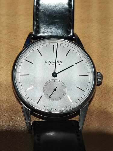 Nomos Union ref 301 nr 4