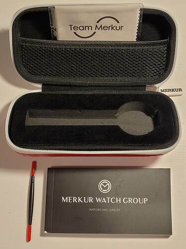 Merkur_case