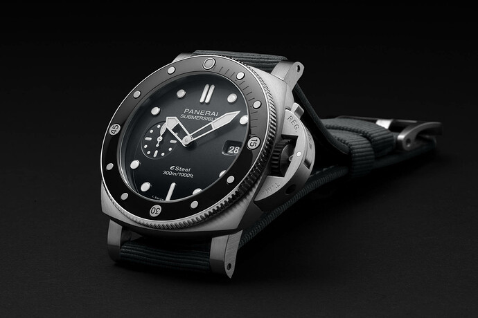 introducing-all-new-Panerai-Submersible-QuarantaQuattro-of-Watches-and-Wonders-2022