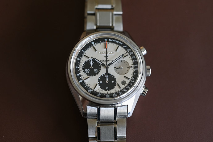 Seiko-Prospex-Automatic-Chronograph-50th-Anniversary-Limited-Edition-SRQ029-4