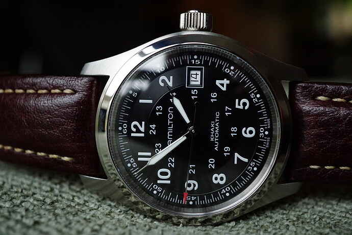 CEB4C31A-7DD3-4C0B-A13C-5FB6DBF1EECD_1_105_c