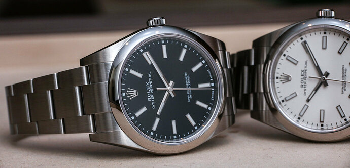 Rolex-Oyster-Perpetual-39-114300-watch-13
