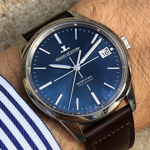 Jaeger-LeCoultre-Geophysic-True-Second-Limited-Edition-Blue-Dial-wrist