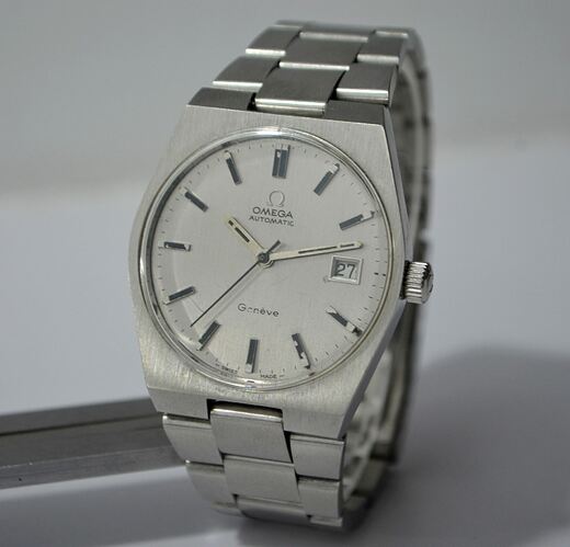 0010740_vintage-omega-geneve-date-authentic-automatic-swiss-wristwatch-cal1481