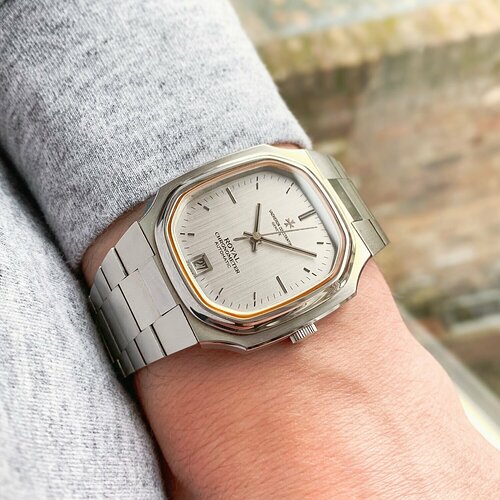 Vacheron_Constantin_2215_cover